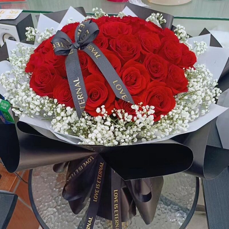 湛江市鲜花店专人送货生日红玫瑰束1赤坎霞山坡头区雷州吴川