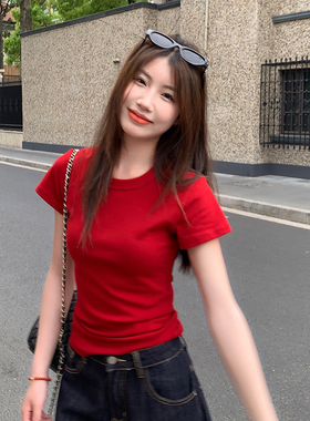 红色圆领正肩短袖T恤女装2026新款多巴胺春夏独特漂亮修身黄上衣