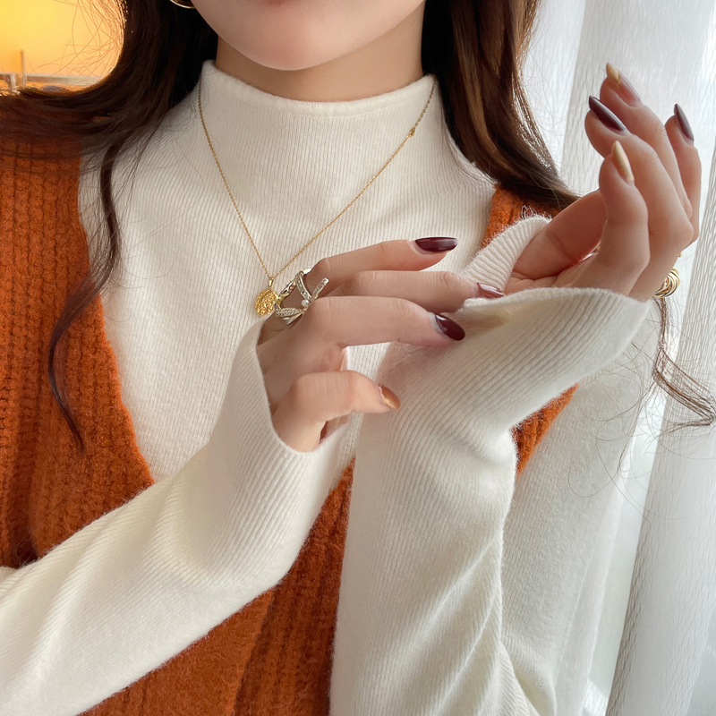 修身显瘦半高圆领针织打底衫女