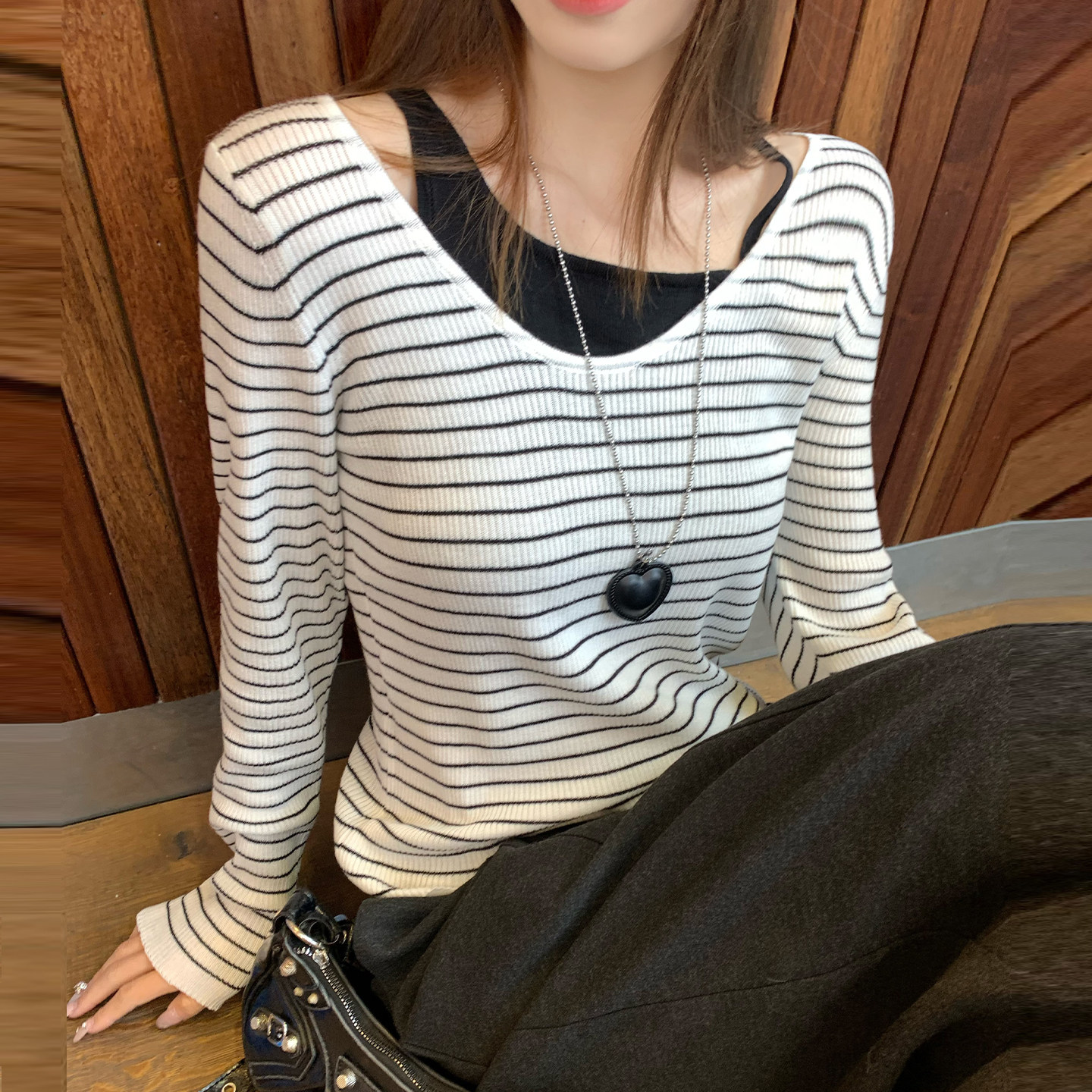 龙妹黑白条纹假两件打底衫女外穿内搭2026春夏新款设计感针织上衣