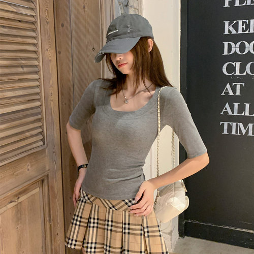 灰色中袖T恤女修身显瘦