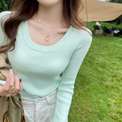 纯色圆领针织打底衫女