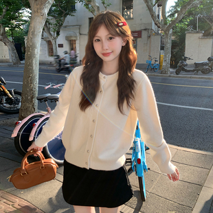 龙妹家白色针织开衫 高级慵懒宽松上衣 外套毛衣女内搭2025早秋新款