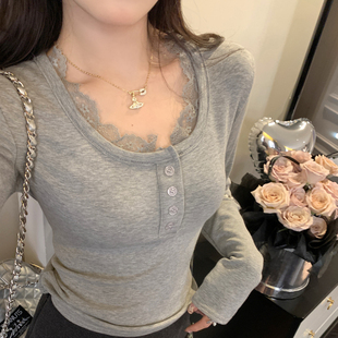 灰色磨毛加绒蕾丝打底衫女内搭2026秋冬新款修身长袖t恤紧身上衣