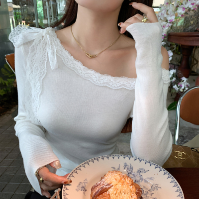 秋季绝美白色蕾丝斜肩针织衫打底