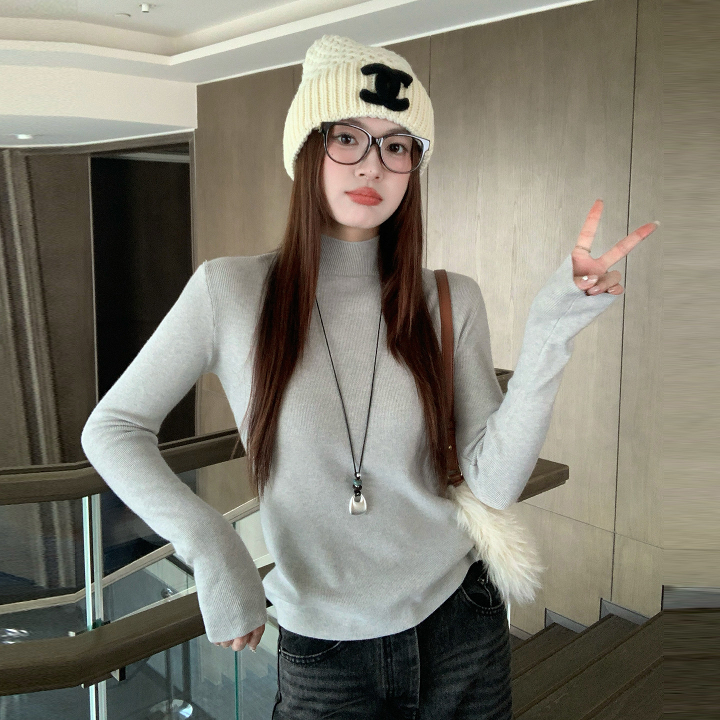 龙妹家灰色半高领打底衫毛衣女内搭2025新款爆款冬季穿搭针织上衣,女装/女士精品,毛针织衫,淘宝优惠券,粉丝福利购,淘宝优惠卷