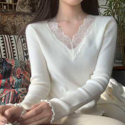 【V领蕾丝花边打底衫】减龄百搭