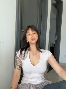 紧身短袖 粉色领子好看 T恤女 淡淡 模特自留春夏新款