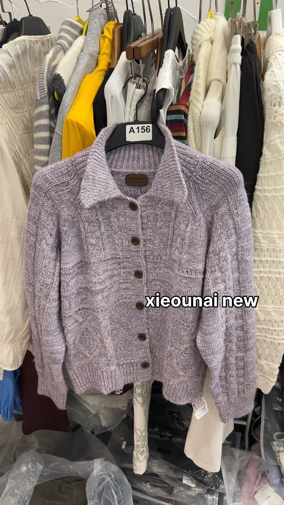 谢欧奈实体店新款 颜色很美的紫色毛衣女