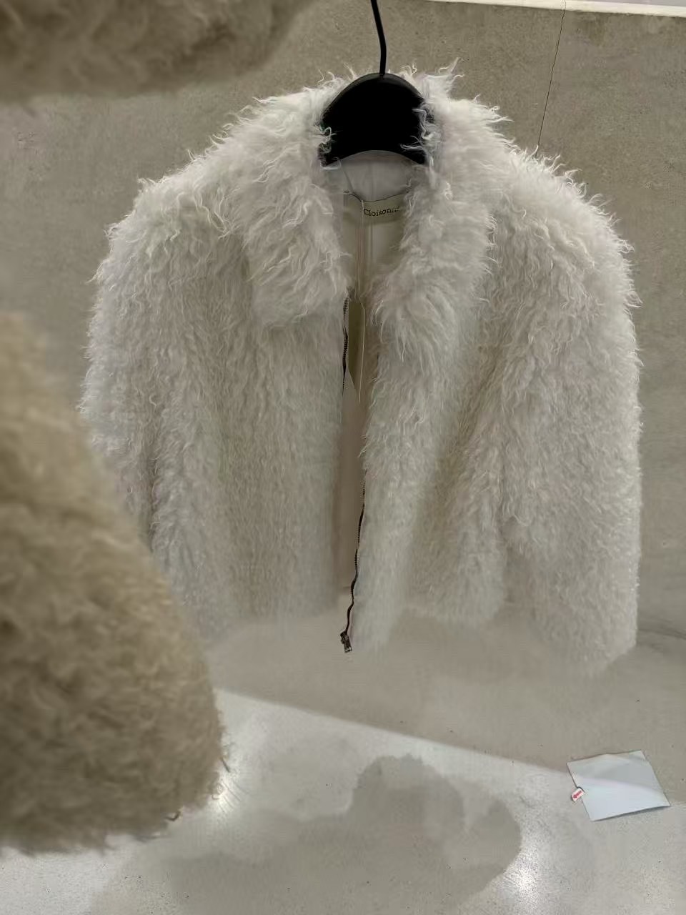 杭州NUT档口冬季新款 小翻领仙仙的白色毛毛外套女