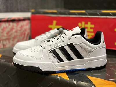 阿迪达斯adidas NEO正品男子新款透气运动耐磨休闲低帮板鞋JQ3924