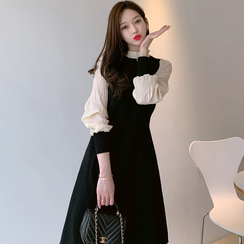 法式复古赫本风针织连衣裙女秋冬季配大衣内搭打底中长款毛衣裙子