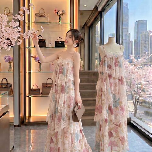 ICELOLLY艺术生明媚穿搭碎花蕾丝吊带连衣裙女初夏绝美蛋糕长裙子