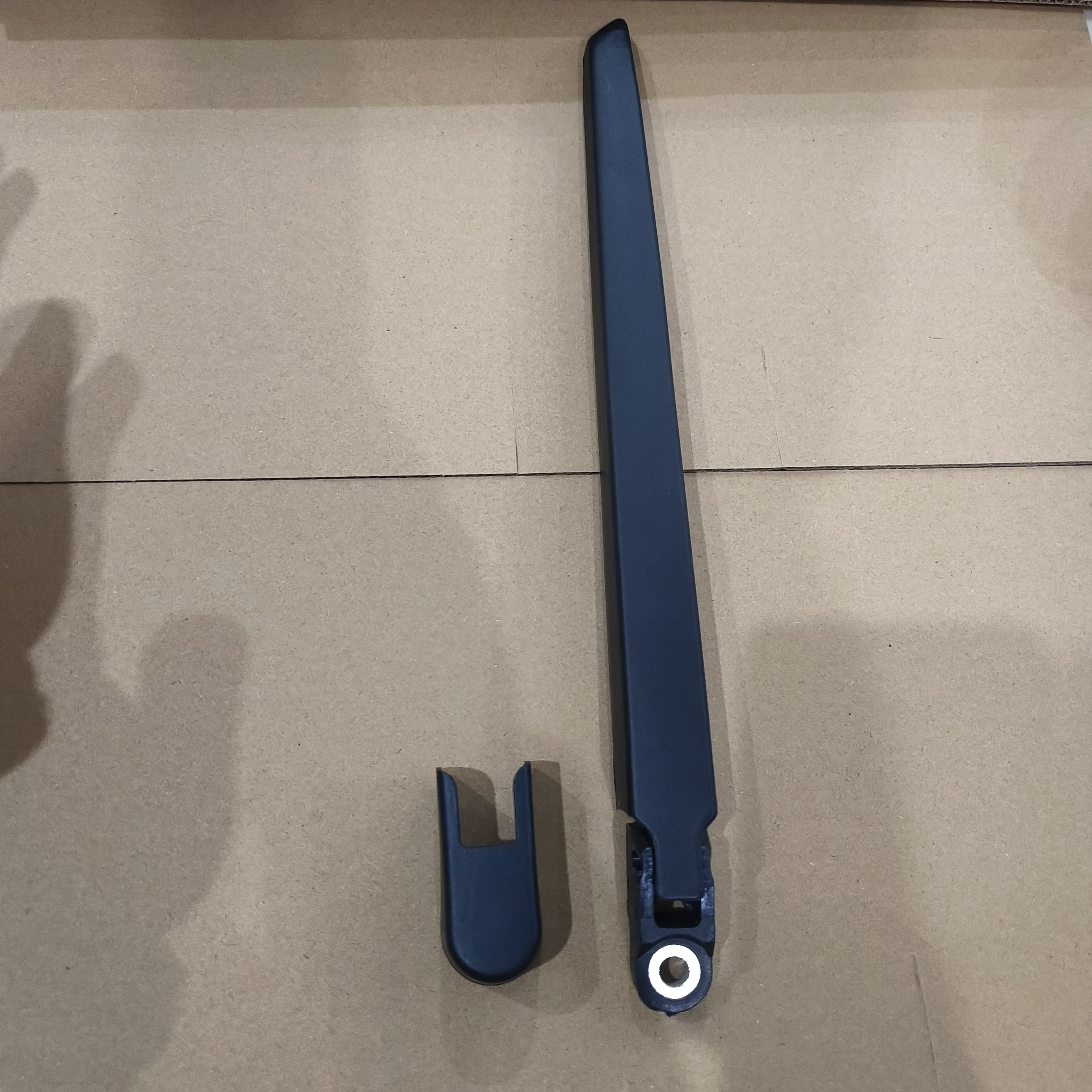 专用16-18-20-21奔驰V260雨刮器后雨刷摇臂总成无骨前雨刮片