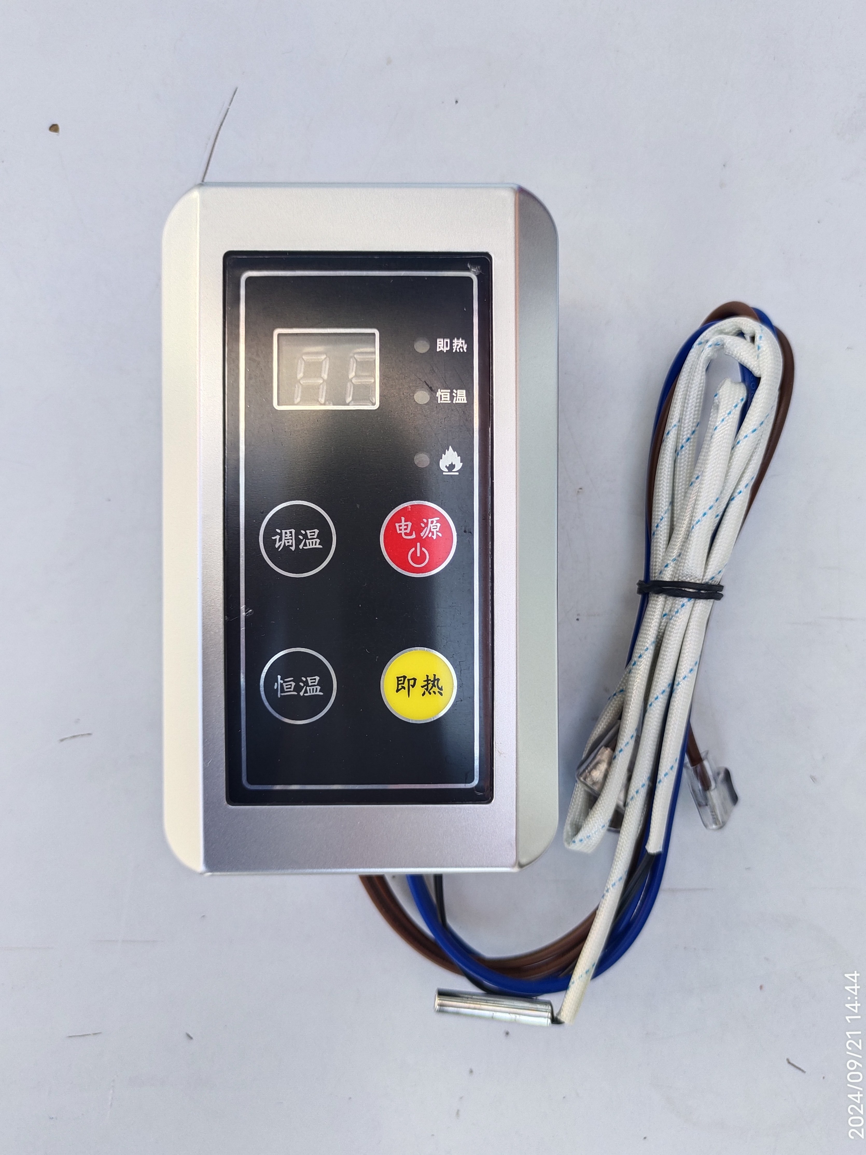 阳台壁挂太阳能水箱控制器显示屏内置式线路板仪表配件一键通竖式