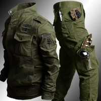 Зеленая куртка, штаны