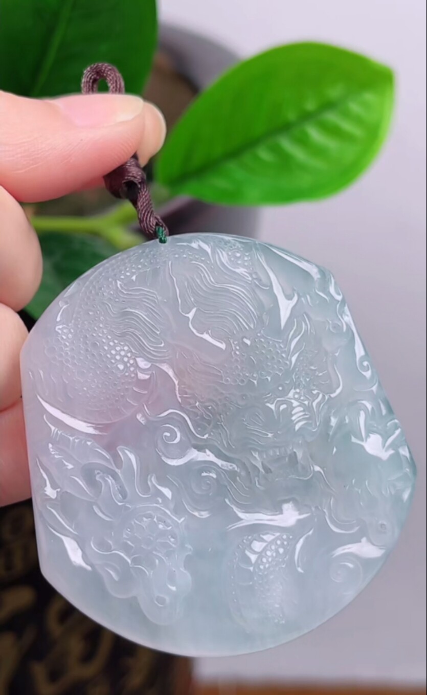 翡翠生肖龙牌缅甸天然老坑a货冰种精雕男女生肖玉佩玉石翡翠玉龙