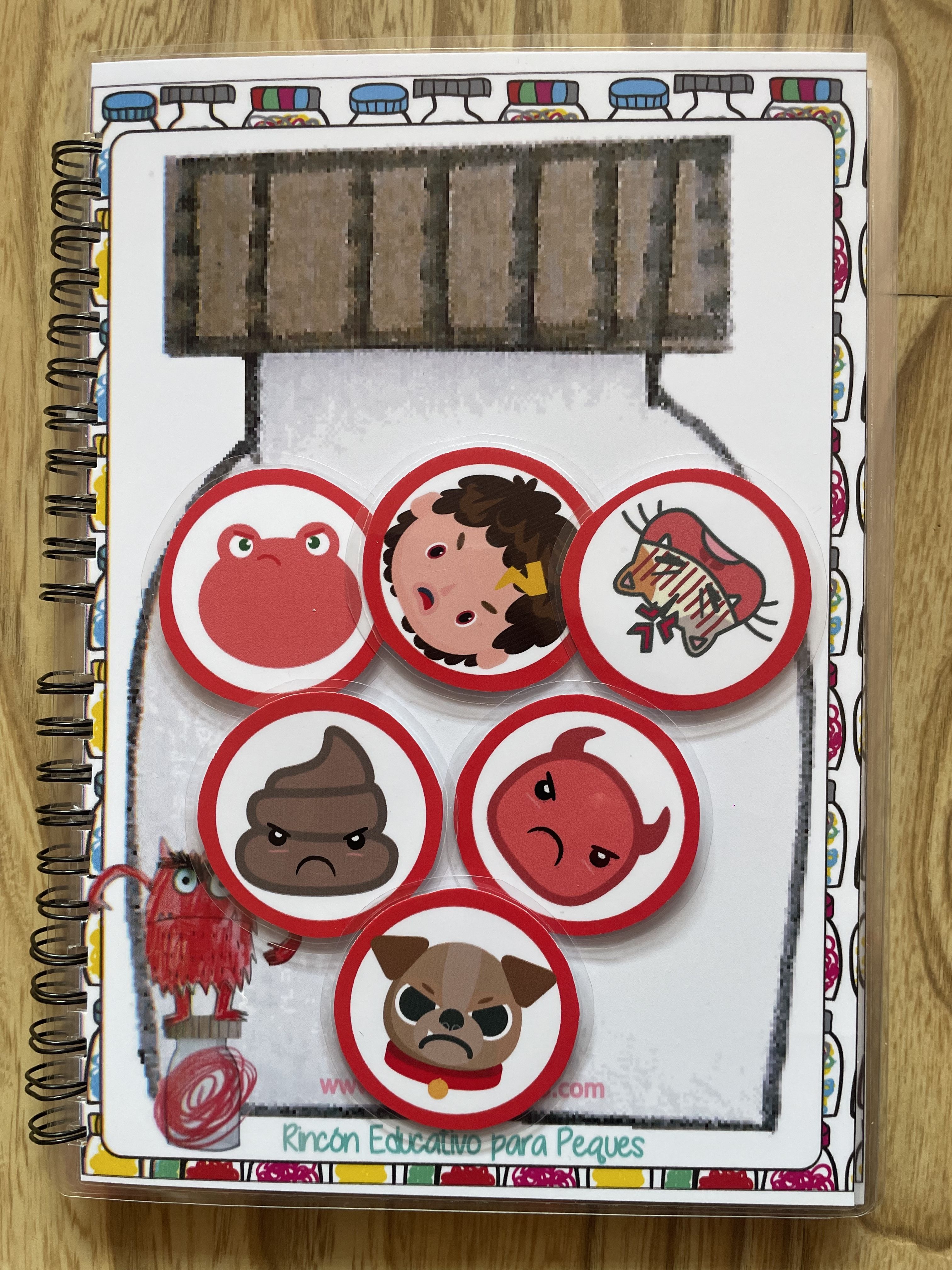 解决情绪问题情绪小怪兽安静书妈妈在家早教教具益智玩具粘贴幼儿