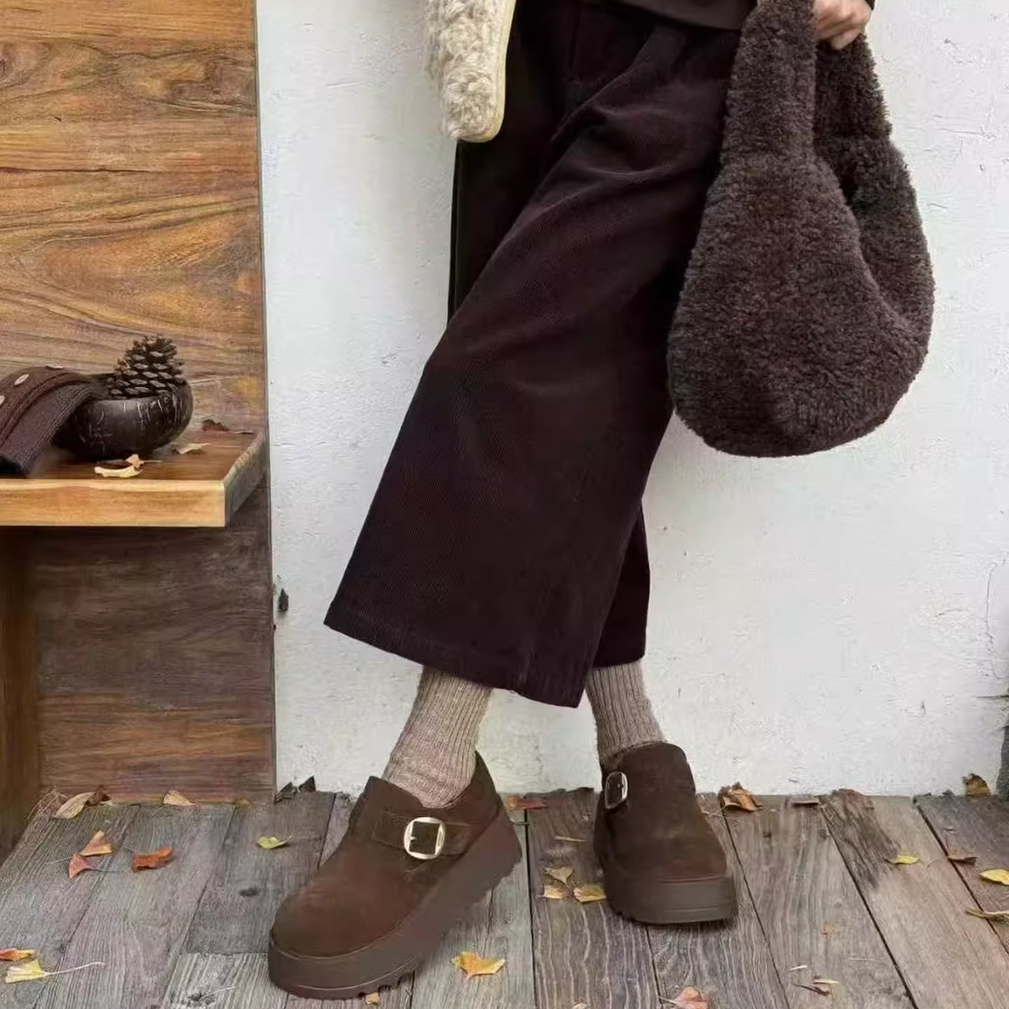 巴迪雅女鞋2025冬欧洲站真皮厚底勃肯鞋女ing加绒保暖棉鞋99-72