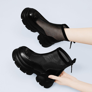 厚底马丁靴夏季薄款女靴子2025新款网纱透气镂空短靴黑色女鞋爆款