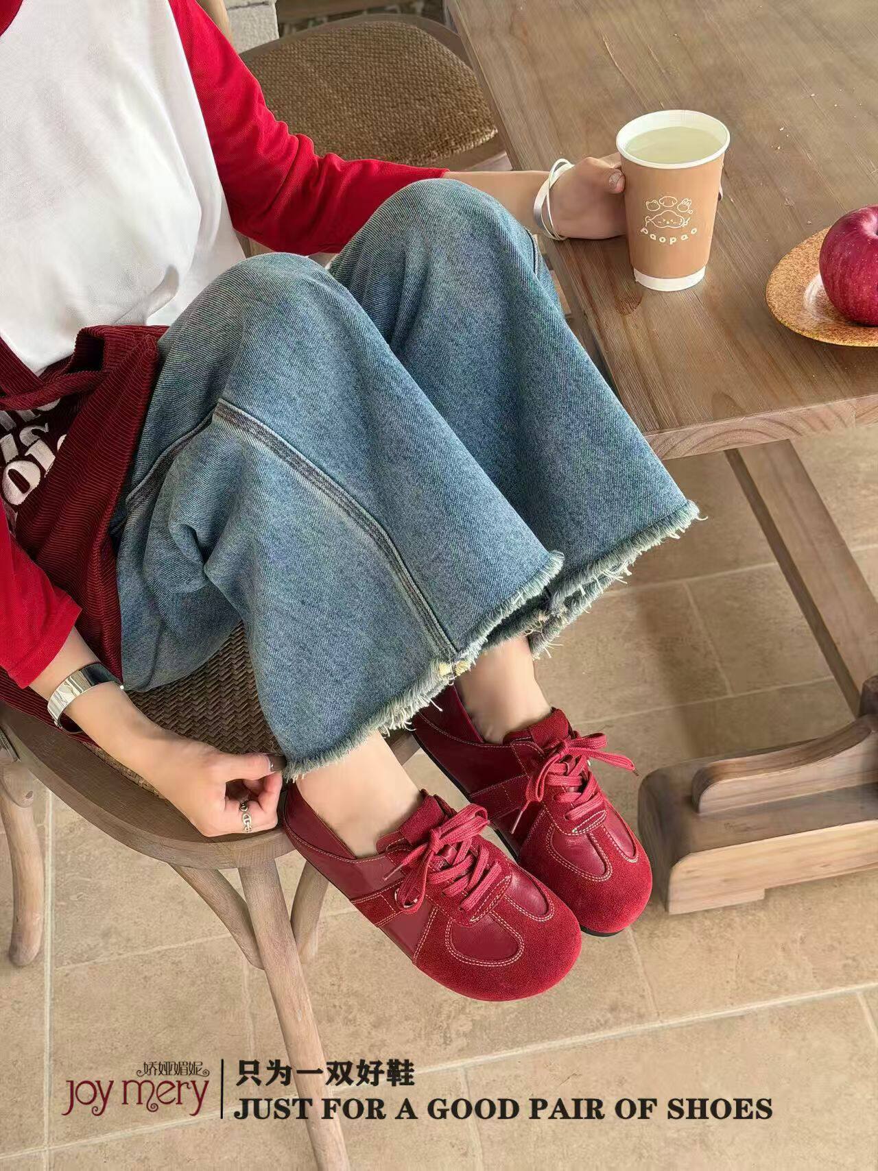 娇娅媚妮专柜正品2026新款牛反圆头低跟女休闲鞋圆头红色德训鞋