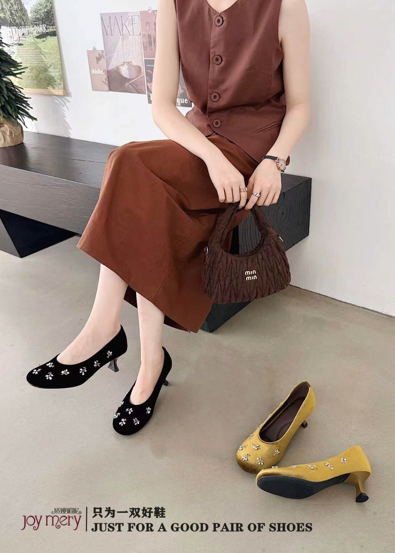 娇娅媚妮专柜正品2026新款水钻花朵丝绒女细跟甜美复古女单鞋