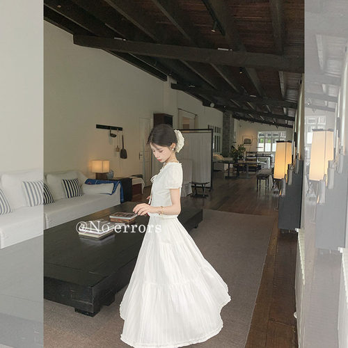 不出错 No errors 100棉提花法式少女感上衣半裙套装