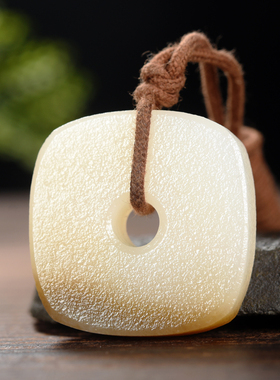 且末料糖白玉平安扣