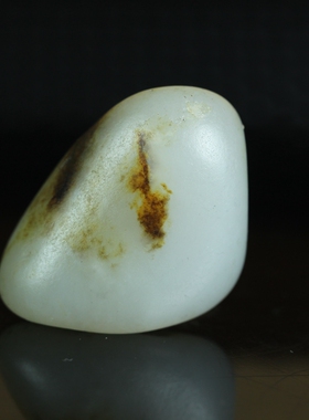 籽料原石和田玉新疆