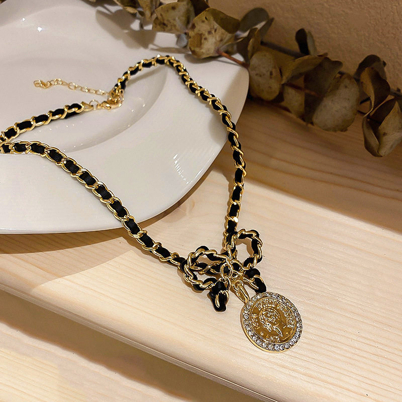 韩国小众设计项链 复古蝴蝶结锁骨链女王头像金币小香风编制颈链