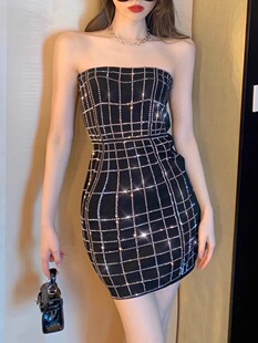 2026抹胸性感黑格子烫钻修身显瘦包臀小黑裙宴会年会晚礼服女短款