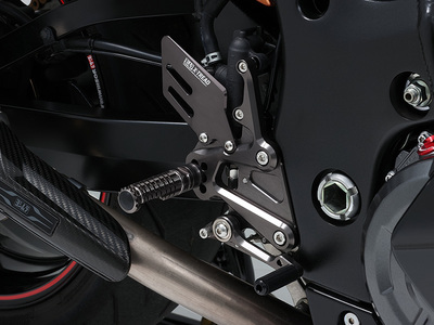 YOSHIMURA 适用SUZUKI铃木 GSX1300R 隼 升高后移脚踏杆总成 吉村