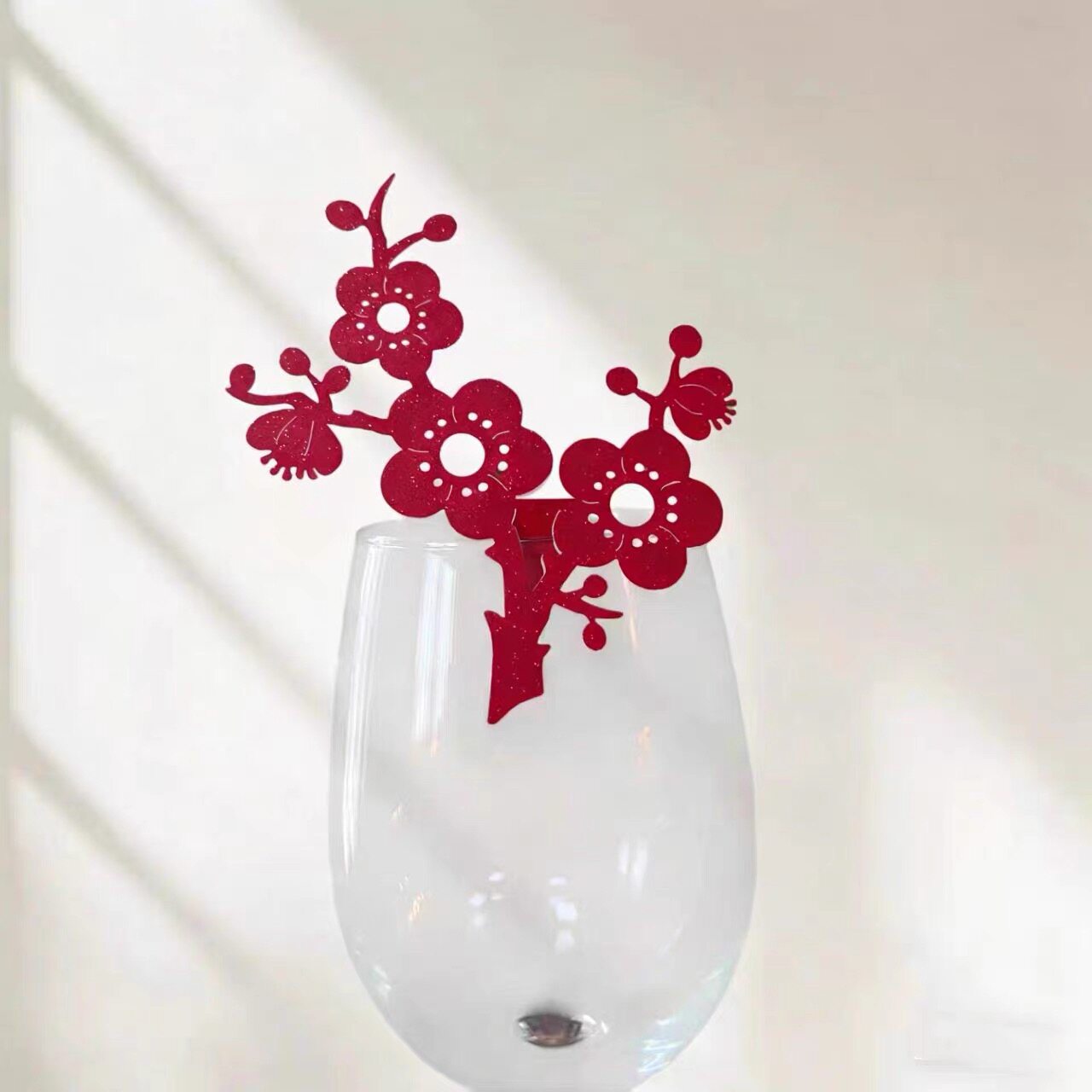 镂空樱花款婚礼酒席桌卡 创意红酒杯插卡 结婚派对精美卡片50枚
