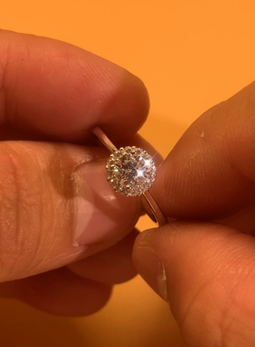 925银镀铂金 雪花钻戒仿真钻石女 50分人工锆石 结婚莫桑石戒指女