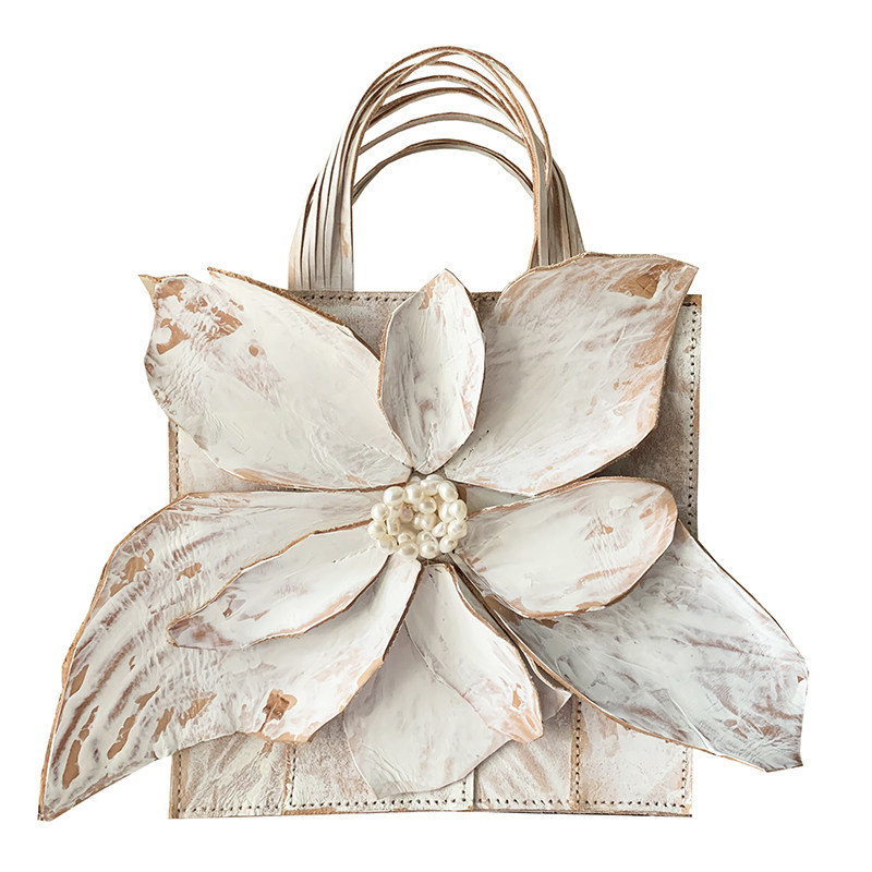 【归朴】 原创大气 设计师 白立体花瓣  珍珠包 手提包 牛皮手工