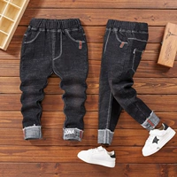 2019 quần áo trẻ em trai mới quần jeans trẻ em mùa xuân và mùa thu quần bé mỏng phần mùa thu quần chân mùa thu thủy triều - Quần jean quần áo be gái 10 tuổi