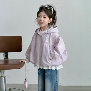 女童洋气宽松春秋季外套宝宝2026新款休闲连帽上衣儿童巨好看春装