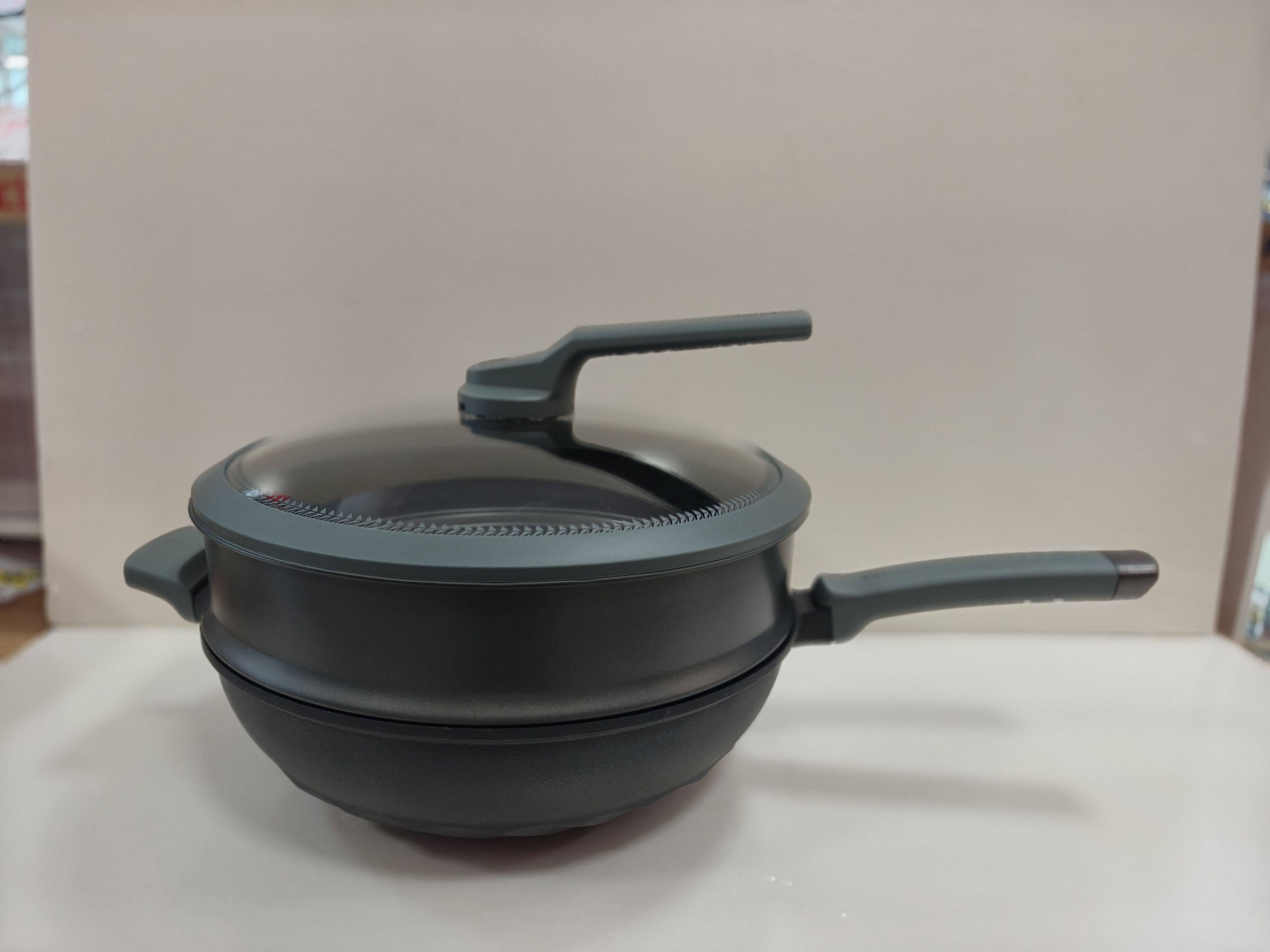 爱仕达新款上市蓝钻钛不粘锅炒锅魔法石无油烟家用炒菜锅CL32F5Q