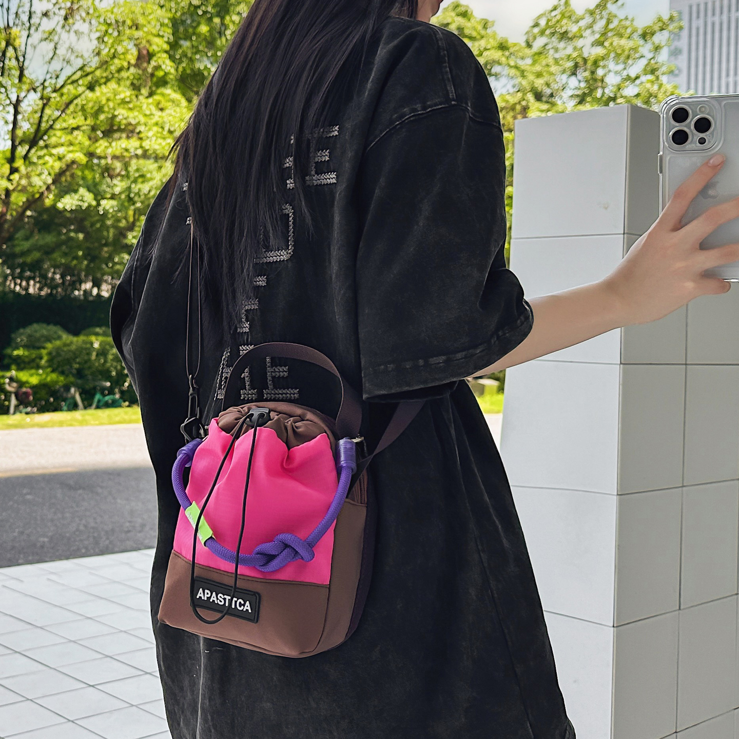 时尚休闲男女学生情侣斜挎手机包