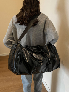 大包旅行包男女新款 质感大容量短途旅游出差欧美复古PU斜挎行李包