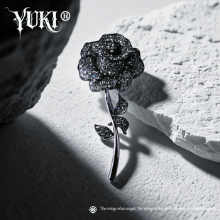 YUKI气质玫瑰花胸针男女士水钻高级感时尚 别针小众设计情人礼物