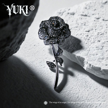YUKI气质玫瑰花胸针男女士水钻高级感时尚别针小众设计情人礼物
