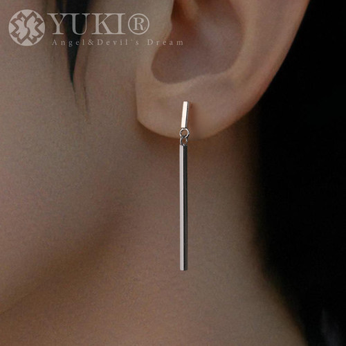 YUKI男女气质简约银柱银耳钉