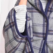 加厚披肩毛毯带扣办公室午睡毯多功能保暖披风秋冬午休盖腿小毯子