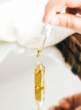 INLIGHT淡纹紧致提亮有机眼精华