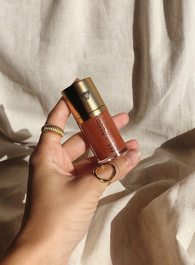 现货 屡获殊荣自然丰盈滋润不粘腻Eye of Horus修复精华唇彩7.5ml