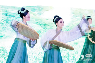 采茶舞蹈道具儿童表演服采茶姑娘民族舞演出服竹编簸箕仙居春来早