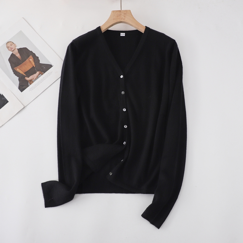 16针精纺山羊绒开衫三季可穿V领