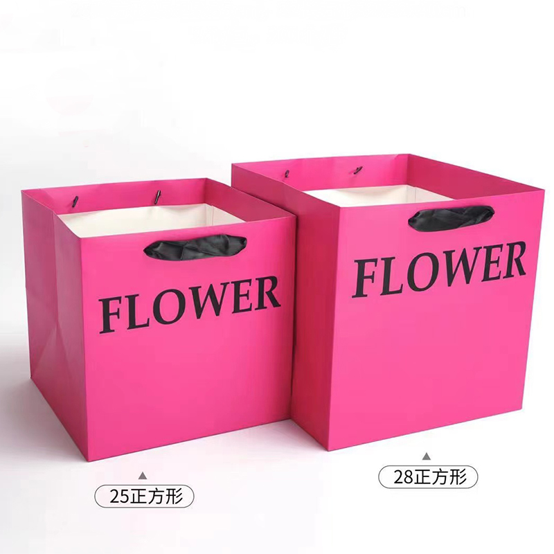 新款玫瑰鲜花长方形花束手提袋2024款情人节网红公仔礼物礼品装袋