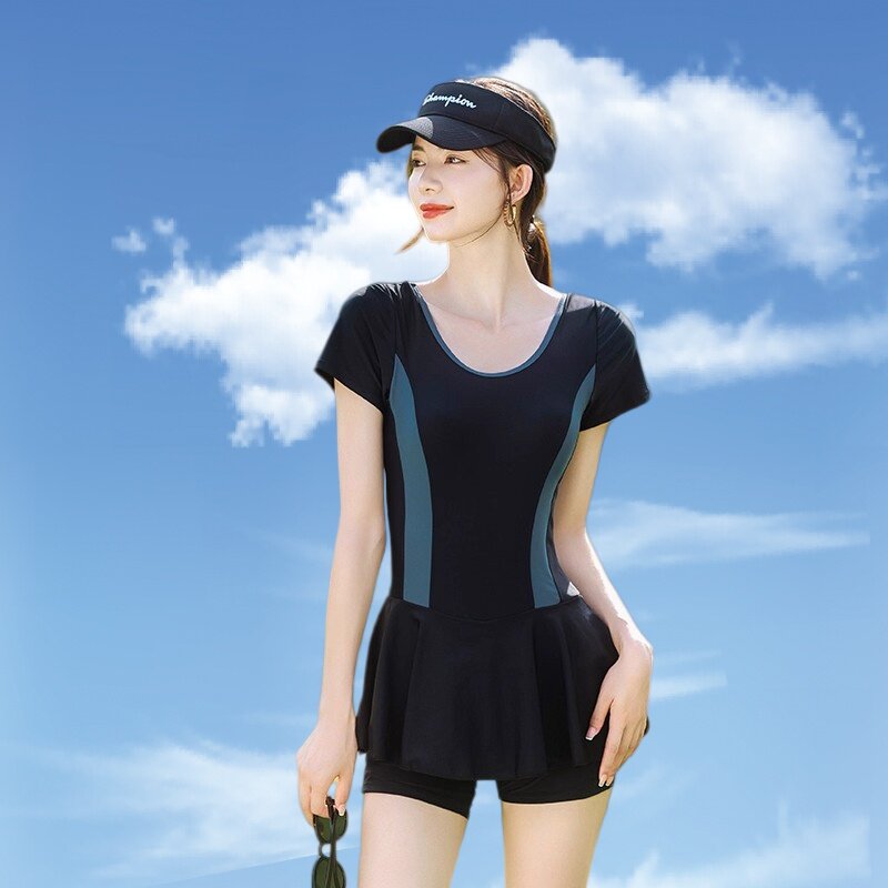 正品维多利亚泳衣女2026夏新款高级感大码胖mm显瘦保守连体泡温泉